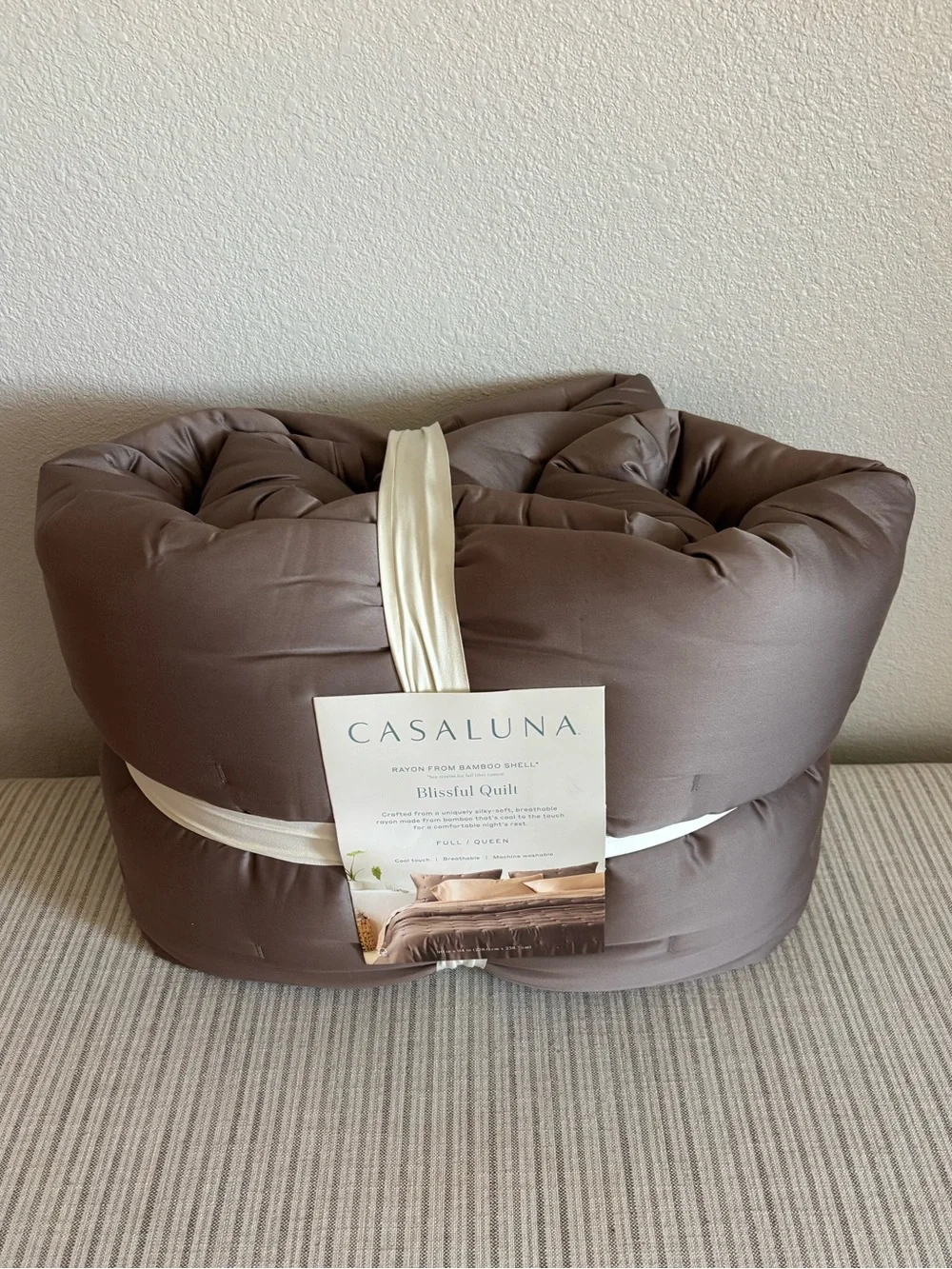 NWT Full/Queen Rayon from Bamboo Quilt Fig - Casaluna